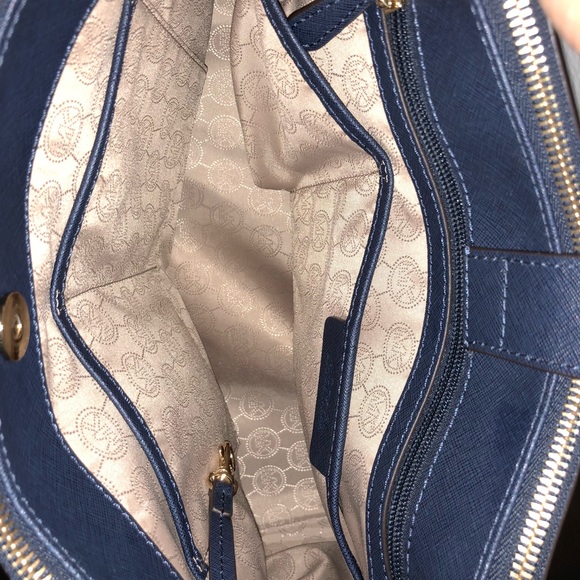MICHEAL KORS BLUE TOTE BAG - Picture 5 of 5